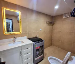 Bán Căn Hộ Tập Thể Tầng 1 Nhân Hoà, Vũ Trọng Phụng, Ô Tô, KD 72m 3PN 4 Tỷ Hơn.