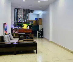 Bán nhà phố Trương Định, Hoàng Mai 32m, 5 tầng. Giá: 6.1 tỷ