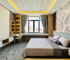 Chỉ 9.9 tỷ có nhà 5 lầu đẹp xe hơi ngủ đông Lê Văn Thọ kèm thang máy NT XỊN 68m2 gần CV.