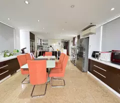 Bán nhà MTKD 6 lầu ngay Lạc Long Quân 110m2 ngang 5m làm VP gần chợ Tân Bình 22 tỷ.