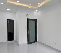 Sát mặt tiền 
Nguyễn Tất Thành Q4 
Đường trước Nhà 3,5 m 
Ngang 3,4 Dài 7.8
Đúc xây mới 5 tấm