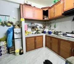 SÁT MẶT TIỀN 
NGANG 4 NỞ HẬU 7 DÀI 10,5 M 
ĐÚC 3 TẤM CÓ 4 TỸ Q4