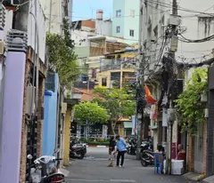 MẶT TIỀN ĐƯỜNG HOÀNG DIỆUQ4

NGANG 6 DÀI 8 – ĐÚC 2 TẤM 

KHU VỰC KHÔNG CÓ NHÀ BÁN 

CÓ 6 TỶ