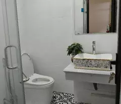 Ô tô đỗ cửa Ngày Đêm 42m2, 4,79 tỷ nhà Ngô Gia Tự, Thượng Thanh, Long Biên, Hà Nội
