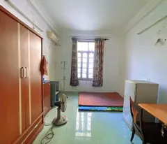 Bán nhà Nguyễn Văn Huyên sổ đỏ chính chủ. OTO đỗ cửa