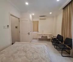 Bán biệt thự Mega Village, mặt tiền Võ Chí Công, ngang 7m, Sổ hồng, Full nội thất cao cấp