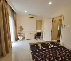Bán biệt thự Mega Village, mặt tiền Võ Chí Công, ngang 7m, Sổ hồng, Full nội thất cao cấp