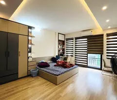 bán nhà quan hoa. sổ đỏ chính chủ. nội thất đẹp. ở ngay đón tết