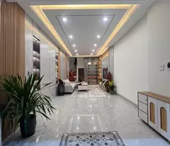 Bán nhà Khương Trung, 42m², ô tô lùi cửa, giá chỉ 6.72 tỷ