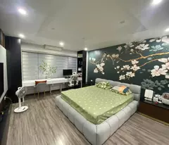 Hạ giá nhà đẹp phố Yên Hoa 48m2, 5 tầng tặng full nội thất tiền tỷ cận kề Hồ Tây