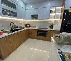 Hạ giá nhà đẹp phố Yên Hoa 48m2, 5 tầng tặng full nội thất tiền tỷ cận kề Hồ Tây