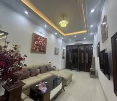 Bán nhà Phố Hào Nam, Khu Phân Lô, Ngõ Kia Morning phóng, 42mx4T, Giá: 12.95 Tỷ, Lh: 0396935190.
