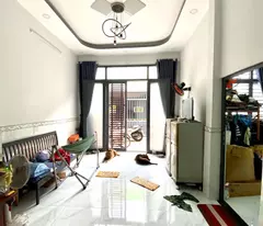 NHÀ ĐẸP 56M2 VỊ TRÍ ĐẮC ĐỊA NGAY NGÕ TƯ NƯỚC ĐÁ, GẦN CHỢ NGÕ 3 BẦU