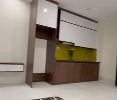 Cần bán 32,9m2 nhà 5 tầng tại ngõ 82 Việt Hưng. Ngay cạnh chợ Kim Quan và trường học các cấp