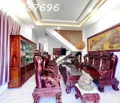 Bán Nhà Biệt Thự Vĩnh Hiệp – Sân Rộng, Đậu Ô Tô, Giá Chỉ 4.5 Tỷ