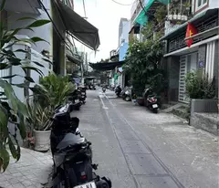 Bán nhà 01 trệt 01 mê giả, mặt tiền Đường Tân Trang, phường vạn Thạnh, TP Nha Trang DT: 60,5m2