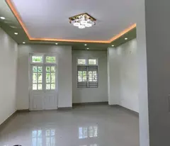 Ngộp bank, nhà 3 tầng đường 10m5 chỉ hơn 4 tỷ. Hòa Xuân, Đà Nẵng.