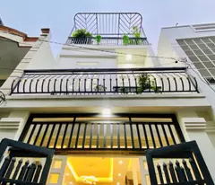 Bán nhà Quang Trung 4.2x10, 3 Tầng kế Vincom, Coop Mart Hơn 4 Tỉ