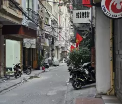 Bán nhà phân lô ôtô đậu tận cửa– số 55A ngõ 159 Pháo Đài Láng, 40m2 -7 tầng – thang máy