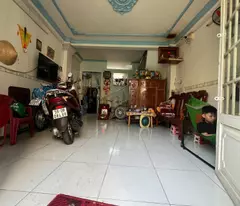 Bình Tân, Khu Gò Xoài. Nhà 1 lầu, 2 PN, 2 WC. Dt 4m x 8,5m hẻm 7m nhà không lộ giới, cao ráo sạch