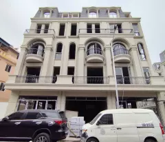 Shophouse 4 tầng mặt đường 444 Chợ hàng.