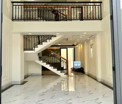 Giảm tc 2,5 tỷ Bán gấp nhà - HÒA  BÌNH - Q.11 ĐƯỜNG 7M THÔNG - 68M2 - 5 TẦNG - HƠN 10 TỶ