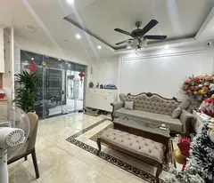 Bán Nhà Hoàng Văn Thái, 50m2x3 Tầng, Ngõ Thông,Ô Tô Đỗ Cửa , Giá Chỉ 6.5 Tỷ
