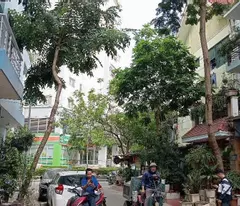 BÁN NHÀ ĐẸP 4 TẦNG - TRUNG TÂM KĐT VĂN PHÚ, HÀ ĐÔNG - GIÁ VÔ CÙNG HẤP DẪN