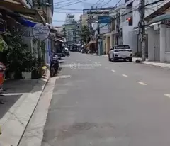 Bán nhà 2 tầng mặt tiền kinh doanh đường Nguyễn Thái Học Nha Trang
