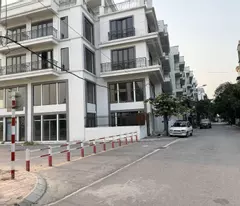 Chính chủ bán Shophouse Metropolitan - DT: 67,5m2, hai mặt đường, vị trí trung tâm huyện Gia Lâm