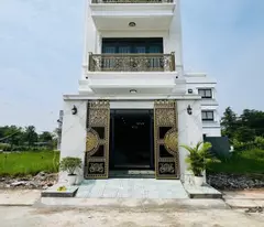 Nhà hẻm xe hơi Lê Văn Lương, 5x19.5m, 5 tầng, giá 10.5 tỷ