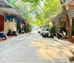 Bán nhà tây kết 5 tầng ngõ to hơn phố ô tô dừng đỗ kinh doanh hai bà trưng