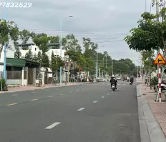 Bán gấp nhà 6m x 22m Đường Hoàng Diệu - Tân An - LaGi ngay trung tâm LaGi