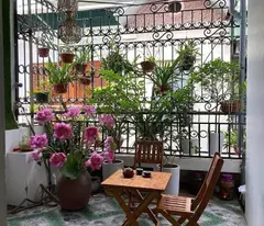 CC gửi b.án nhà gần Chợ Ngọc Thụy, Ngõ nông, 3 bước ra Ô tô, 3 mặt thoáng - 68m2 - 5 tầng - 6 ngủ