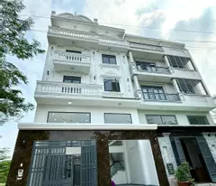 Biệt thự mini Lê Văn Lương, 8x11m, 5 tầng, chỉ 6.8 tỷ