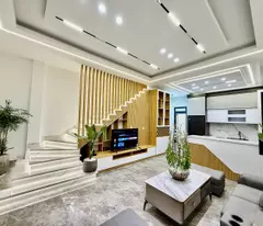 BÁN NHÀ MẶT TIỀN ĐƯỜNG CHÍNH CỔ LOA