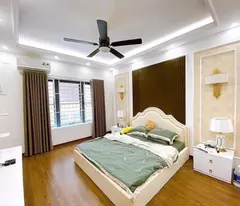 HIẾM - SIÊU HIẾM - MẶT NGÕ - Ô TÔ TRÁNH - KINH DOANH. CẠNH NGOẠI GIAO ĐOÀN. CÔNG VIÊN HÒA BÌNH