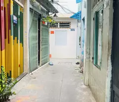 HBG Lạc Long Quân - Tân Bình, nhà nhỏ dễ mua dễ ở, 2 tầng, chỉ 1,6 tỷ.