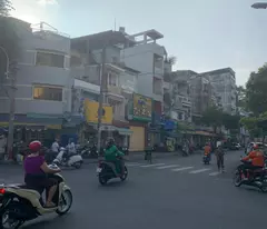 *** Bán Gấp Mặt Tiền KD Quận 5- 40m2, 4Tầng Ngay Nguyễn Biểu-Cao Đạt 5PN-Nhỉnh 10Tỷ