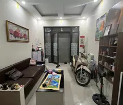 Bán Nhà Hoàng Hoa Thám, Ba Đình 4 Tầng, Gần Ô Tô, Ngõ Thông, Mặt Tiền 3.7m/DT 32m, 6 Tỷ