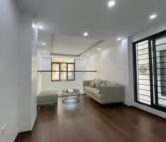 Bán nhà Ngõ ô tô rộng 38m2, 4 tầng nhà đẹp giá tốt tại Vũ Đức Thận Long Biên 0902318197