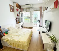 Bán nhà đẹp phố Hào Nam 31m2, 5 tầng lô góc ô tô đỗ nhỉnh 9 tỷ hiếm quận Đống Đa
