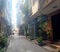 Phân lô Hoàng Quốc Việt Cầu Giấy 42m2 3 tầng vị trí đẹp