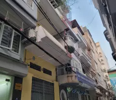 Phân lô Hoàng Quốc Việt Cầu Giấy 42m2 3 tầng vị trí đẹp