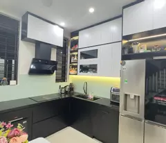 NHÀ PHẠM VĂN ĐỒNG- LÔ GÓC- NGÕ THÔNG, NÔNG- GẦN Ô TÔ ĐỖ- 48M2-GIÁ 8 TỶ HƠN