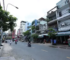 Bán nhà Phường 2 - Q.6 - Hẻm xe hơi chỉ 1sẹc,  gần Mặt Tiền, 4 tầng btct, 68 m2 - Chỉ hơn 7 tỷ
