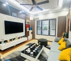 NHÀ ĐẸP TRẦN QUỐC HOÀN - NGÕ THÔNG ÔTÔ TRÁNH, GARA ÔTÔ - KINH DOANH - DÂN TRÍ CAO