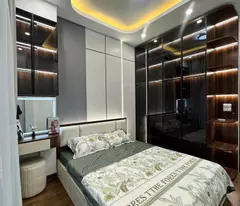 Bán Nhà Đê La Thành Nhỏ, 35m², Gần Phố, Ngõ Nông, Nhà Mới Đẹp, Ở Luôn, 7.7 Tỷ