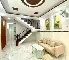 BÁN NHÀ 2 TẦNG LÊ VĂN KHƯƠNG GẦN CHỢ THIẾC QUẬN 12, 40M2 CHỈ 3,19 TỶ.