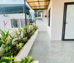 BÁN NHÀ GẦN PHỐ NGÔ ĐÌNH MẪN, Ô TÔ ĐỖ NGÕ, NỘI THẤT VIP, 55m, 7.9 tỷ